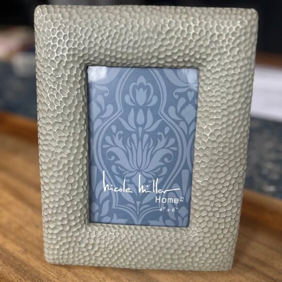 4x6 picture frame by Nicolle Miller - Picture 1 of 2